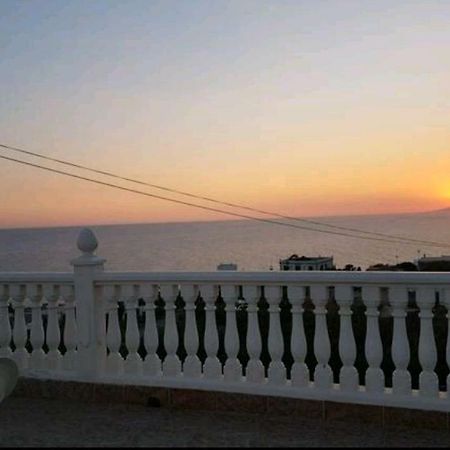 Willa Vistas Al Mar Adra Zewnętrze zdjęcie